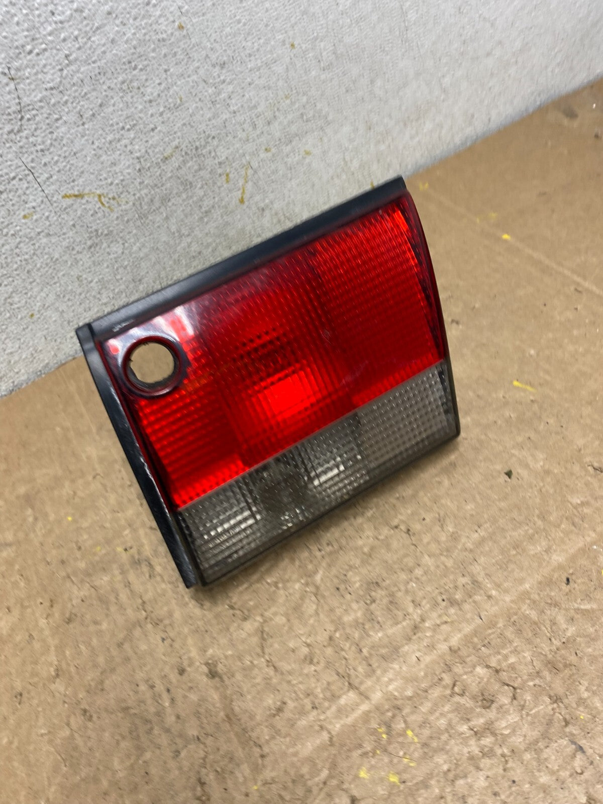 1994 to 1998 Saab 900 & Turbo Right Passenger RH Side Inner Tail Light O5997 DW2