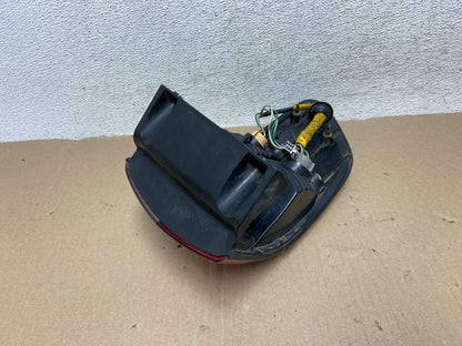 2001 2002 2003 Toyota Sienna Right Passenger Rh Side Tail Light AG6830 LK4