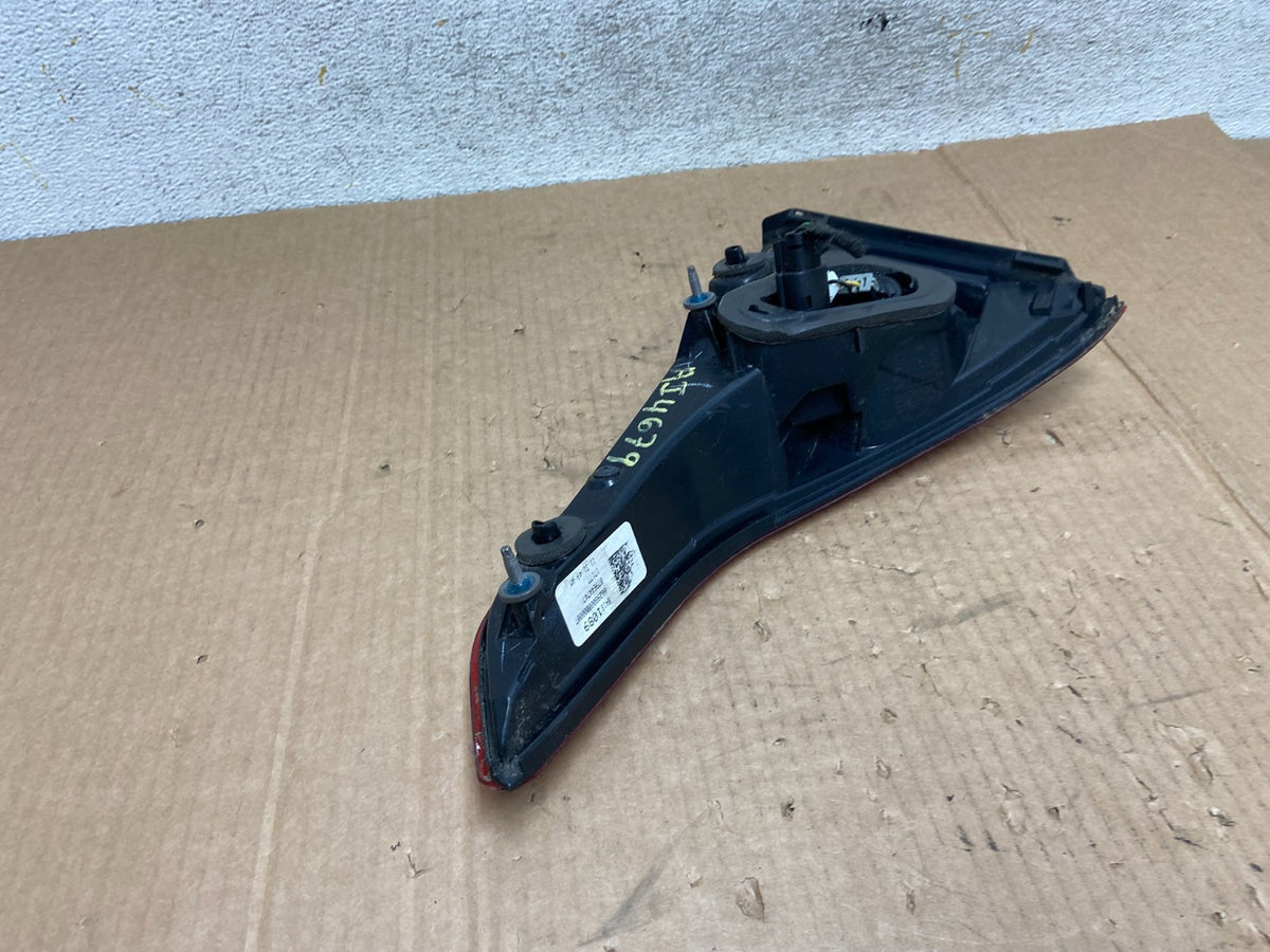 2017 2018 2019 GMC Acadia Left Driver LH Side Inner Tail Light AI4679 DG6
