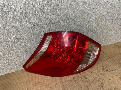 2006 2007 2008 Toyota Rav4 Left Driver LH Side Tail Light OEM AA8383 LK0