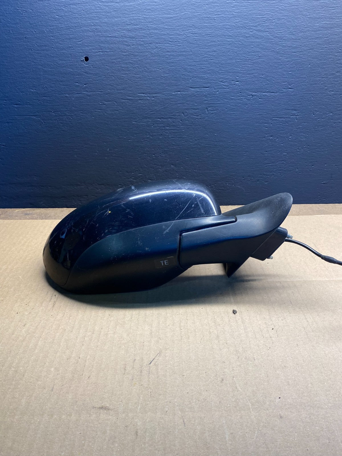 2011 to 2014 Nissan Juke Right Passenger Side Door Mirror OEM AB4134 MS3