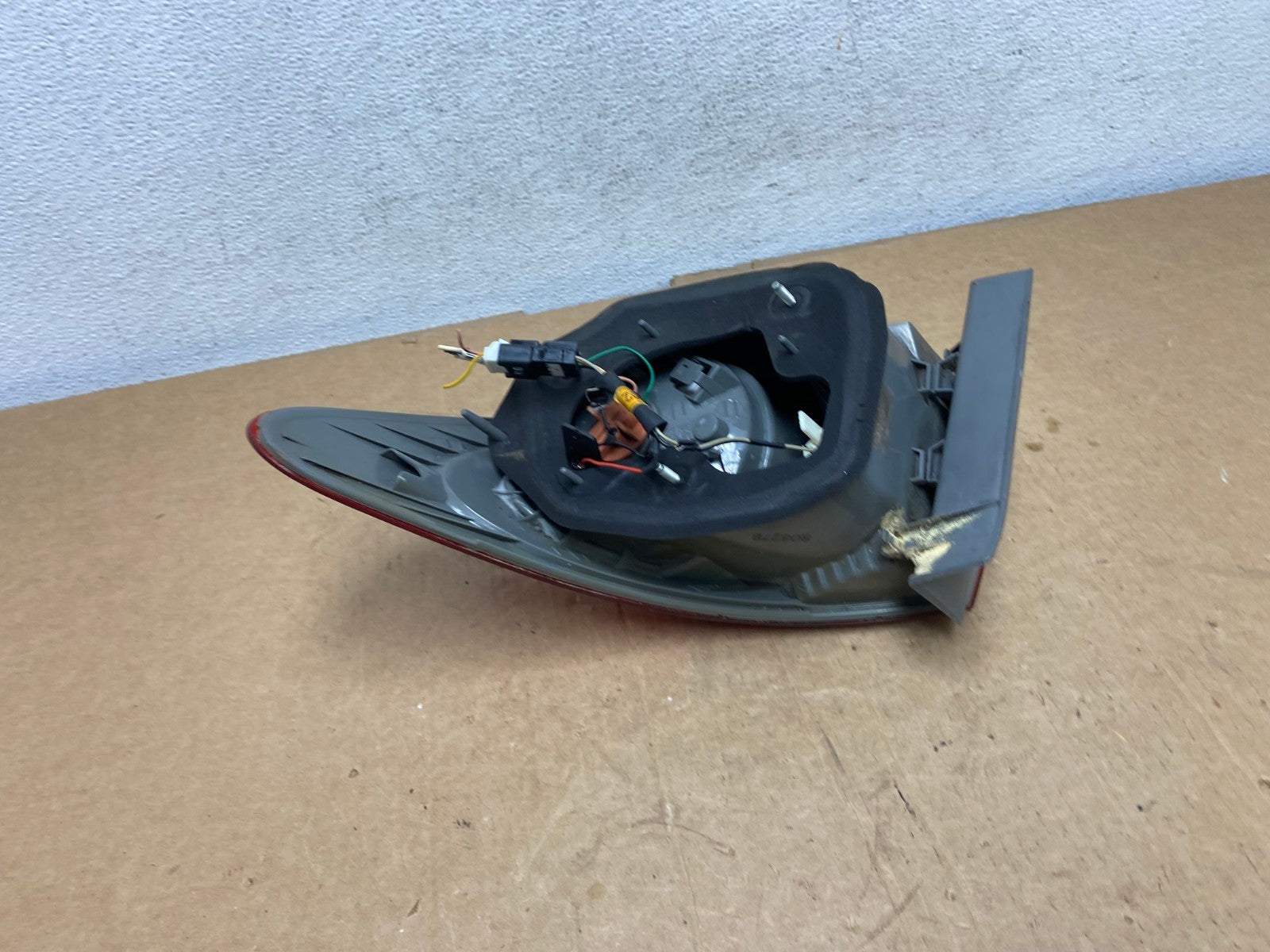 2007 to 2010 Hyundai Elantra Sedan Left Driver Side Tail Light AD6187 LK4