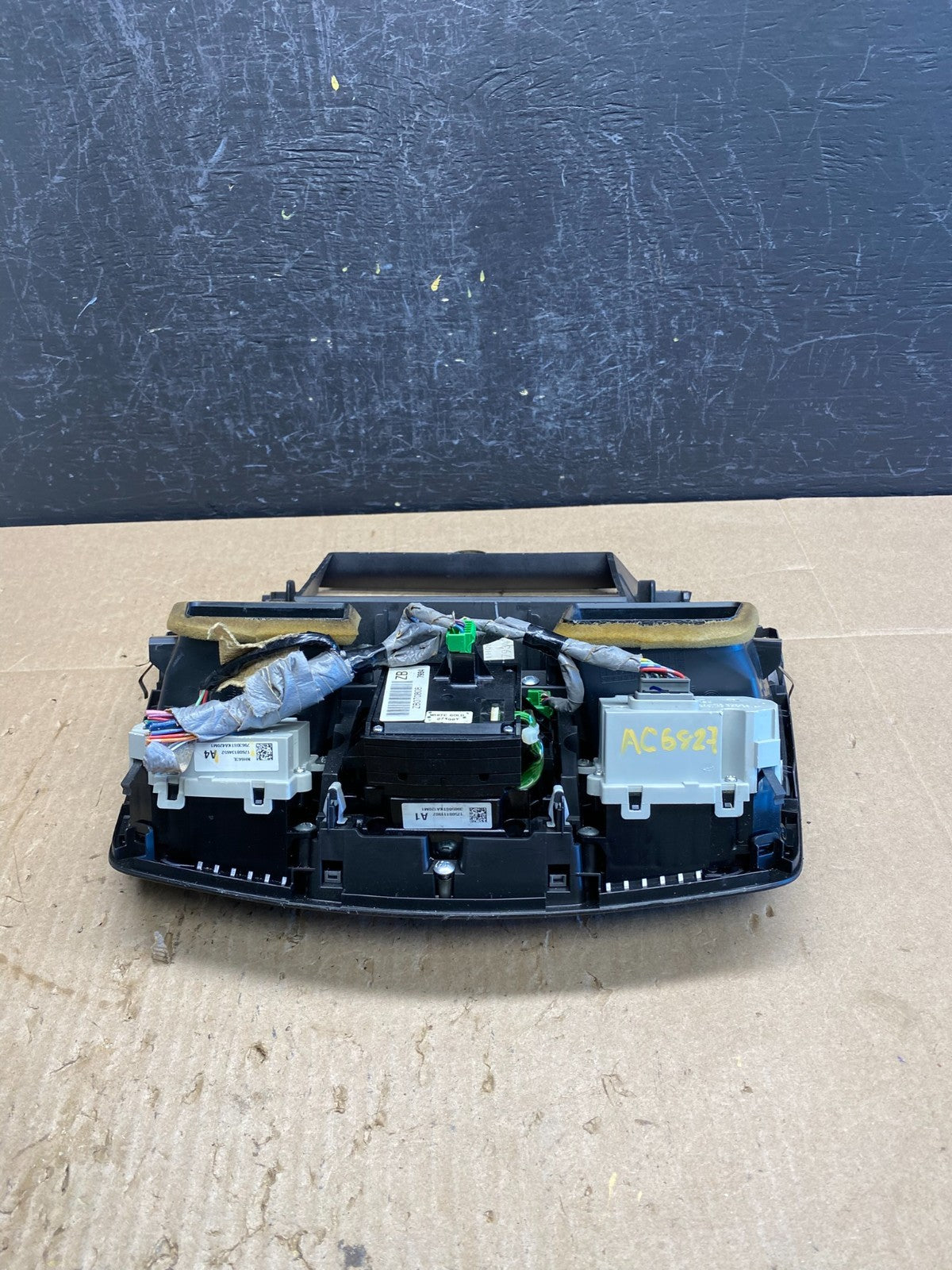 2007 to 2009 Acura RDX GPS RADIO Audio Control Trim Dash w/ Vents AC6827 DG4
