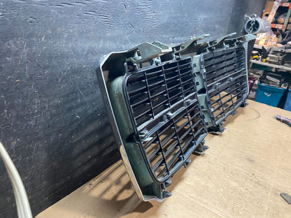 2007 2008 2009 Dodge Durango Front Upper Grill Grille U6391 DG12