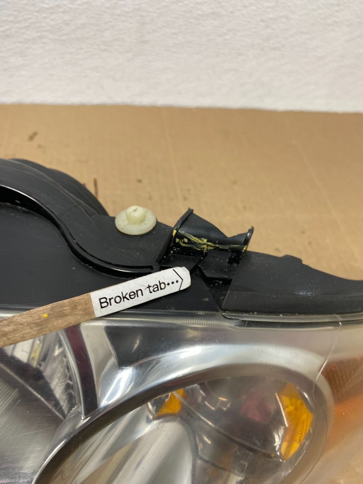 2004 - 2006 Nissan Sentra Halogen Left+Right Headlights AB8409 DW6