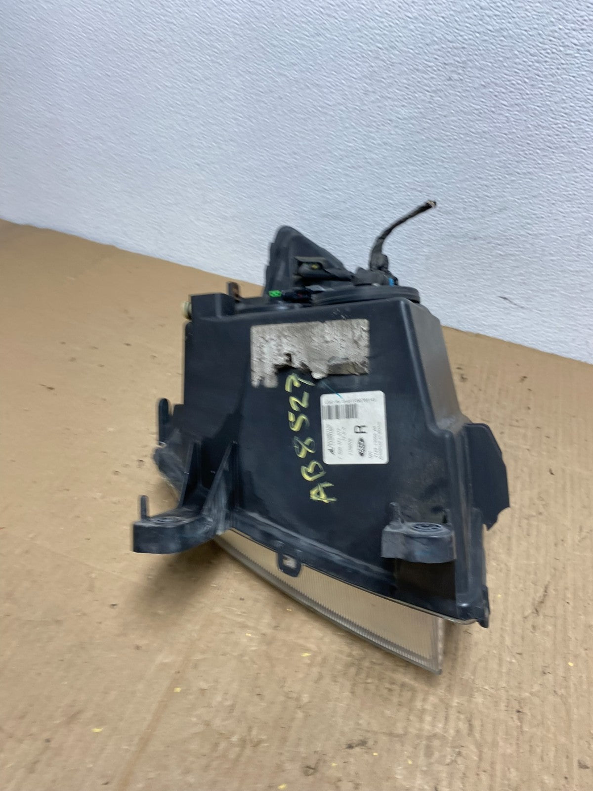 2007 to 2010 Ford Edge Right Passenger RH Halogen Headlight AB8527 DW7