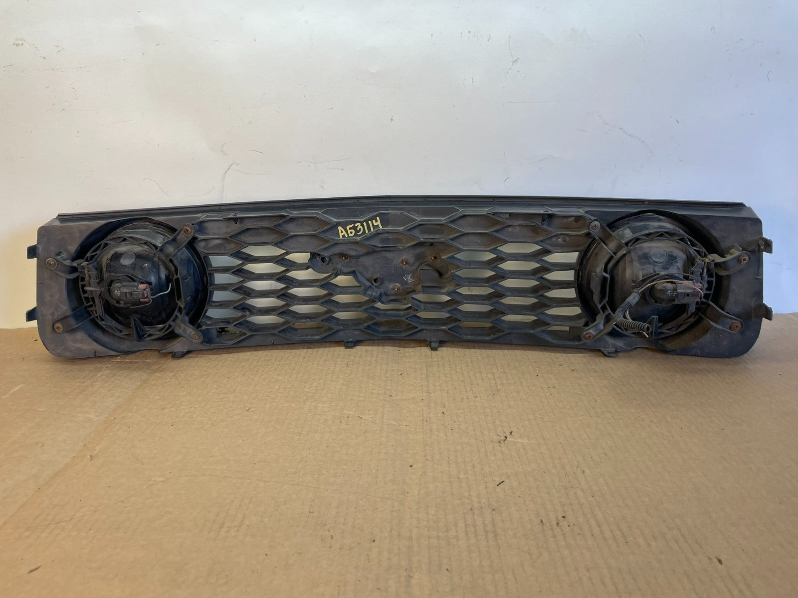 2005 - 2009 Ford Mustang Front Upper Grille Grill ag3114 DG3