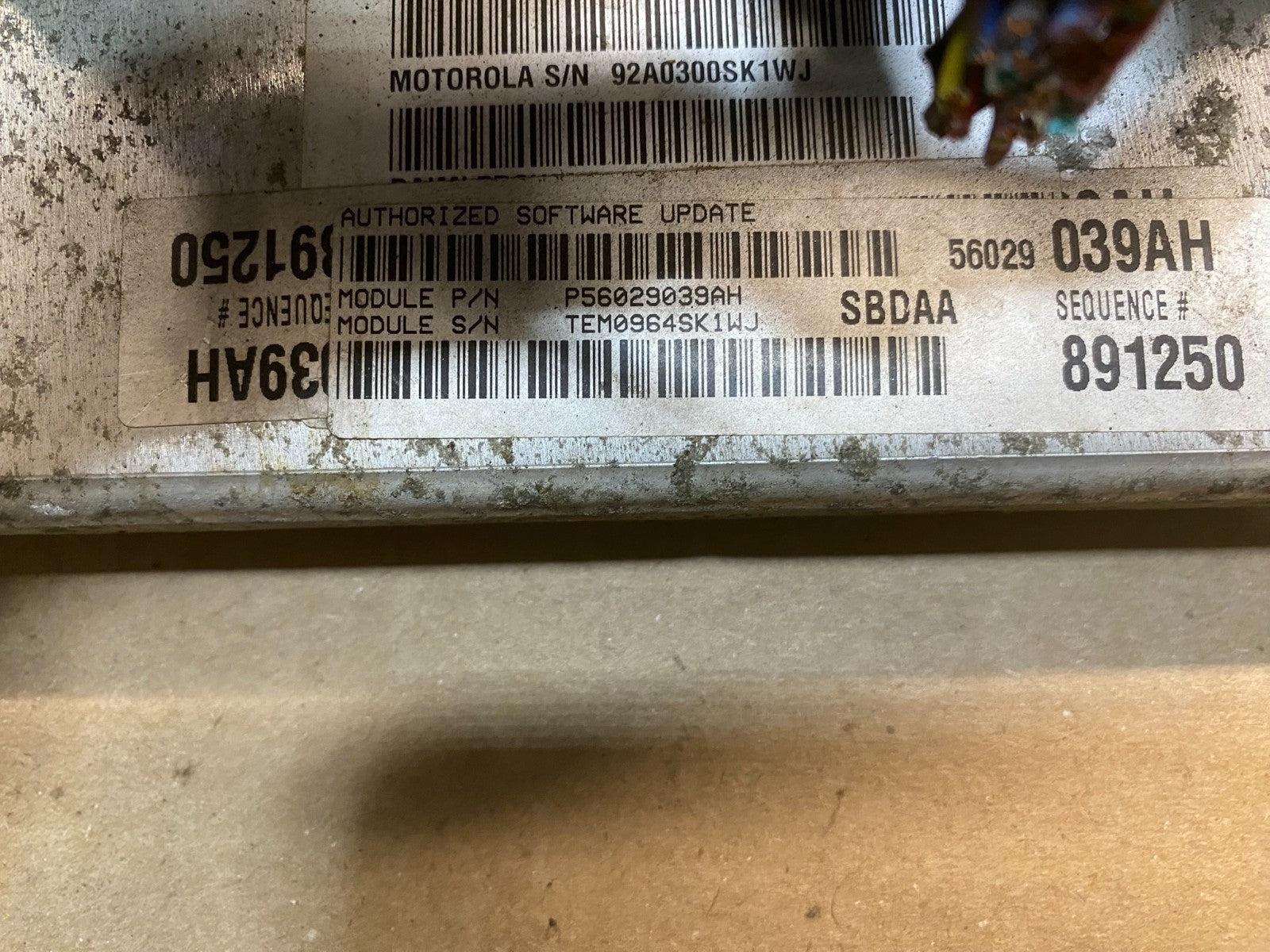 2004 Dodge Durango 5.7L  Engine Computer Module ECU P56029039AH ac0765 DG2