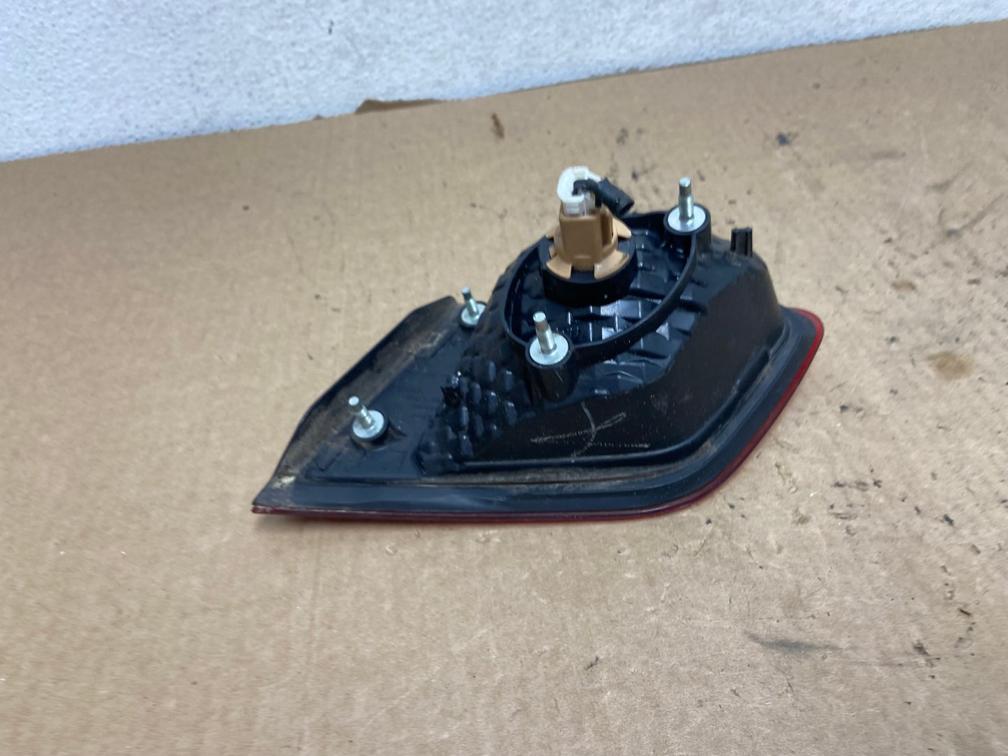 2010-2014 Subaru Legacy Left Driver Lh Side Tail Light Inner AG2396 LK3