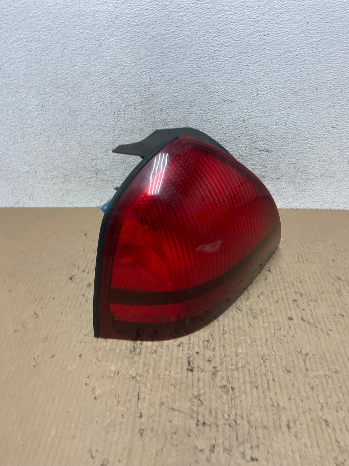 2003-2011 Mercury Grand Marquis Left Driver Lh Side Tail Light AF7222 LK2