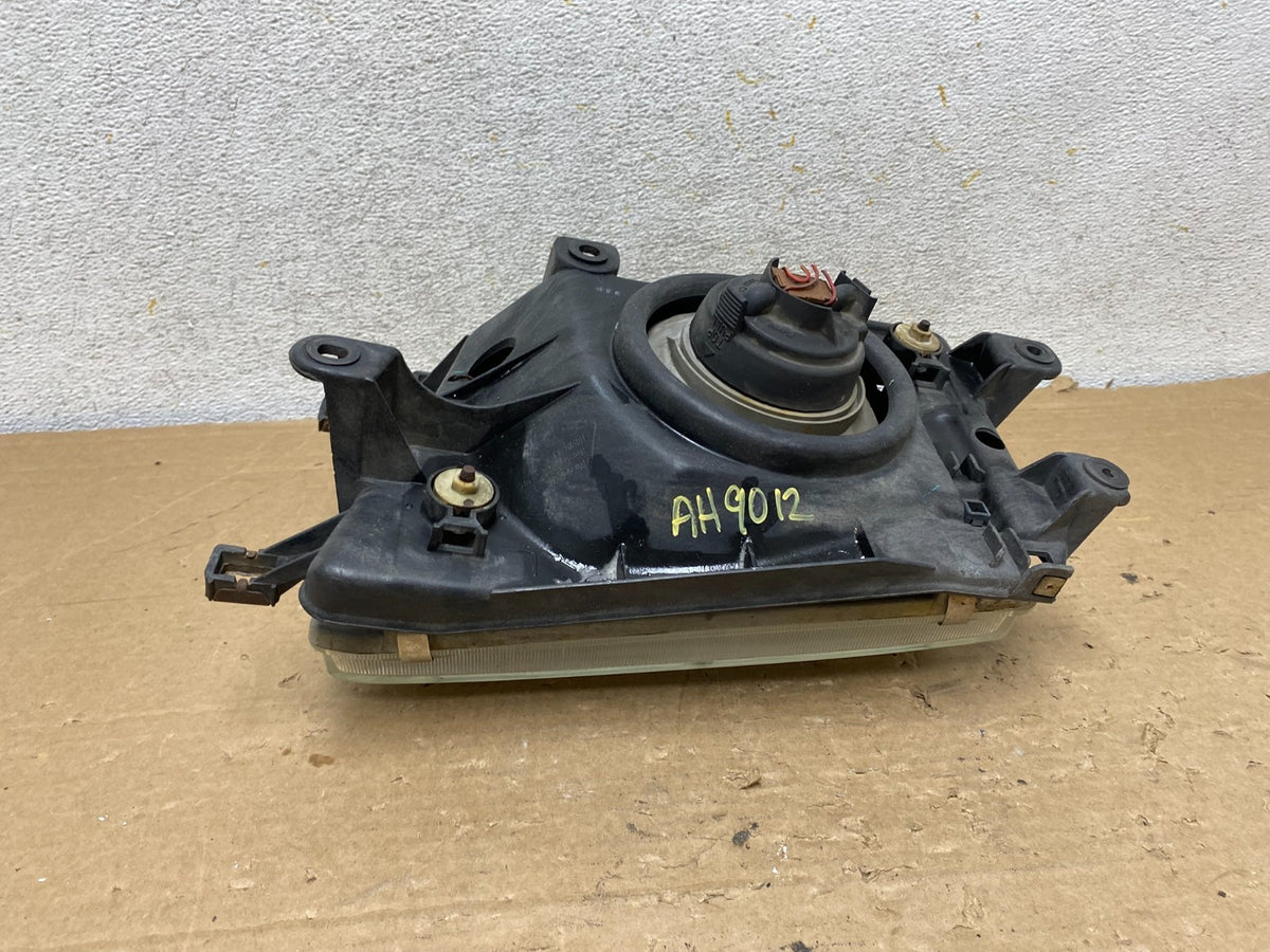 1999 to 2002 Toyota 4Runner Halogen Left Driver LH Headlight AH9012 DW5