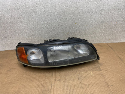 2001 2002 2003 2004 Volvo V70 XC70 Right Passenger Rh Headlight OEM AA6534 DW0