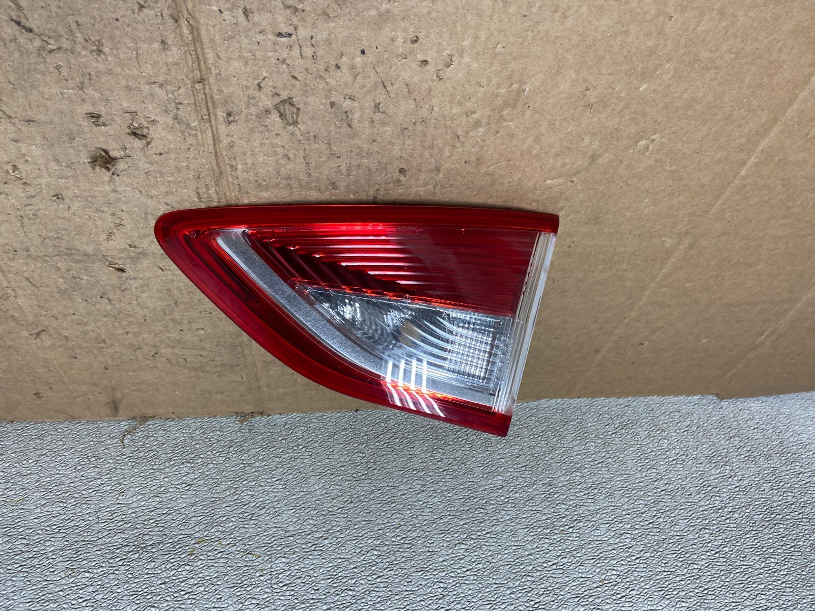 2013 to 2016 Ford Escape Right Passenger RH Side Inner Tail Light OEM AA4087 DW0
