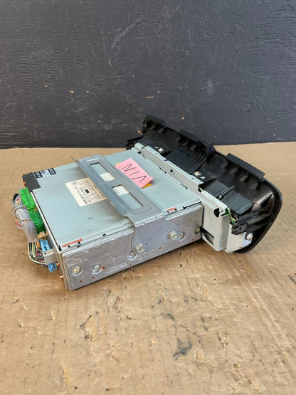 2005 to 2010 Honda Odyssey Am Fm Cd Player Radio Receiver AC4902 DG5