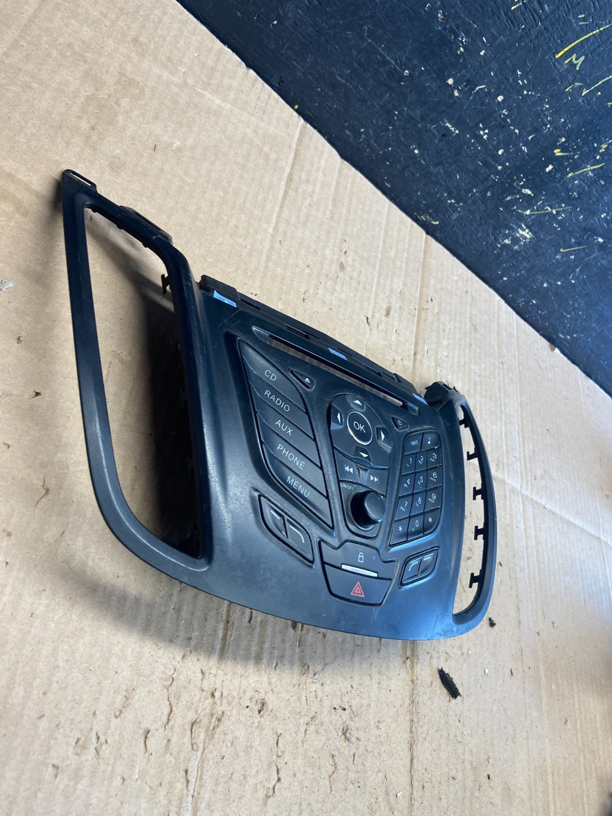 2013 2014 2015 2016 Ford Escape Dash Radio Control Panel Bezel aa8089 DG1