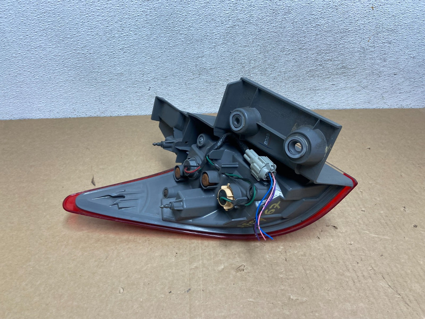 2011 to 2017 Nissan Quest Passenger Right Side Tail Light AF99676