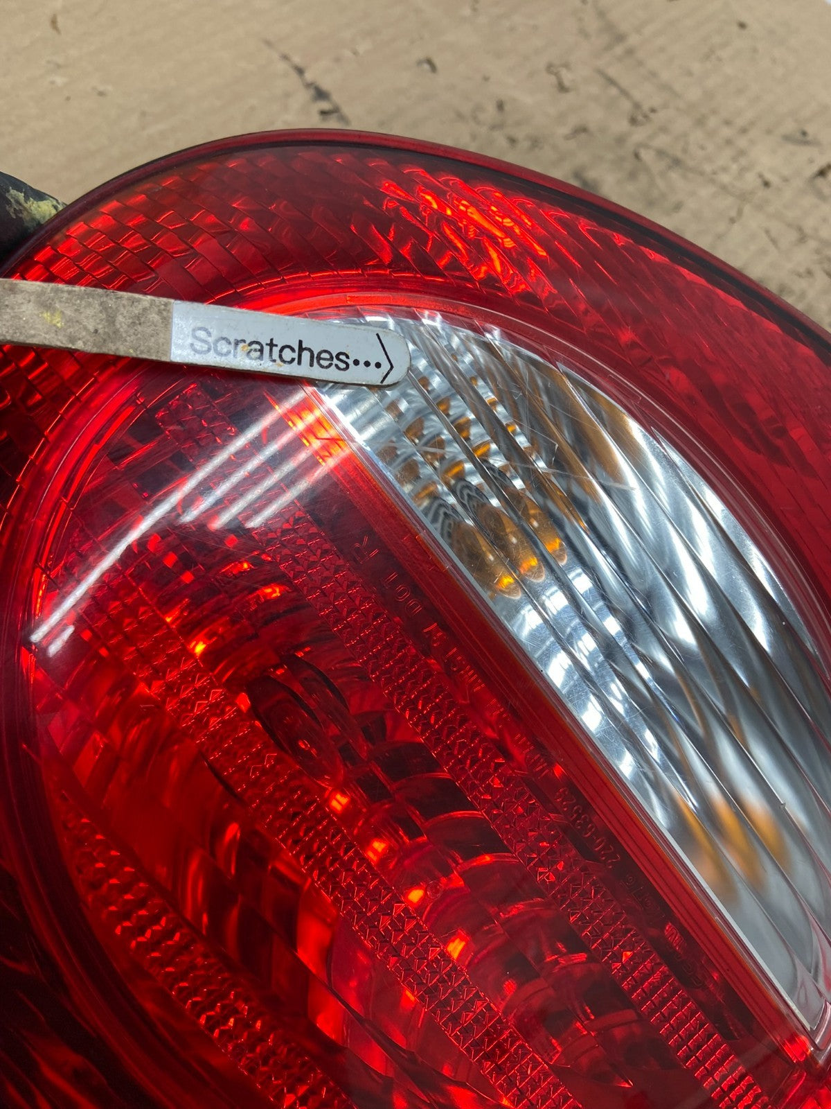 2000 to 2001 Nissan Maxima Right Passenger Rh Side Tail Light OEM AB9891 DW3