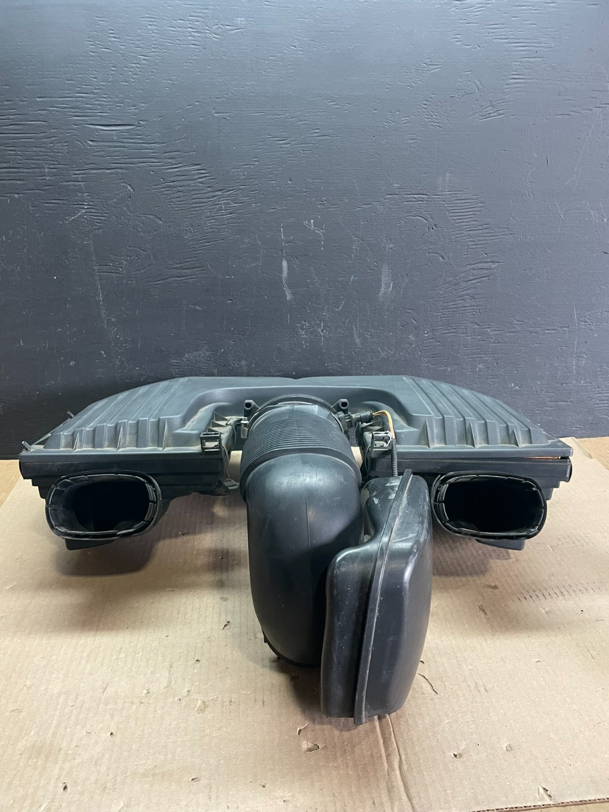 2007 to 2010 BMW E70 X5 N62 Air Intake Cleaner Filter 7548896 OEM AB7840 DG4