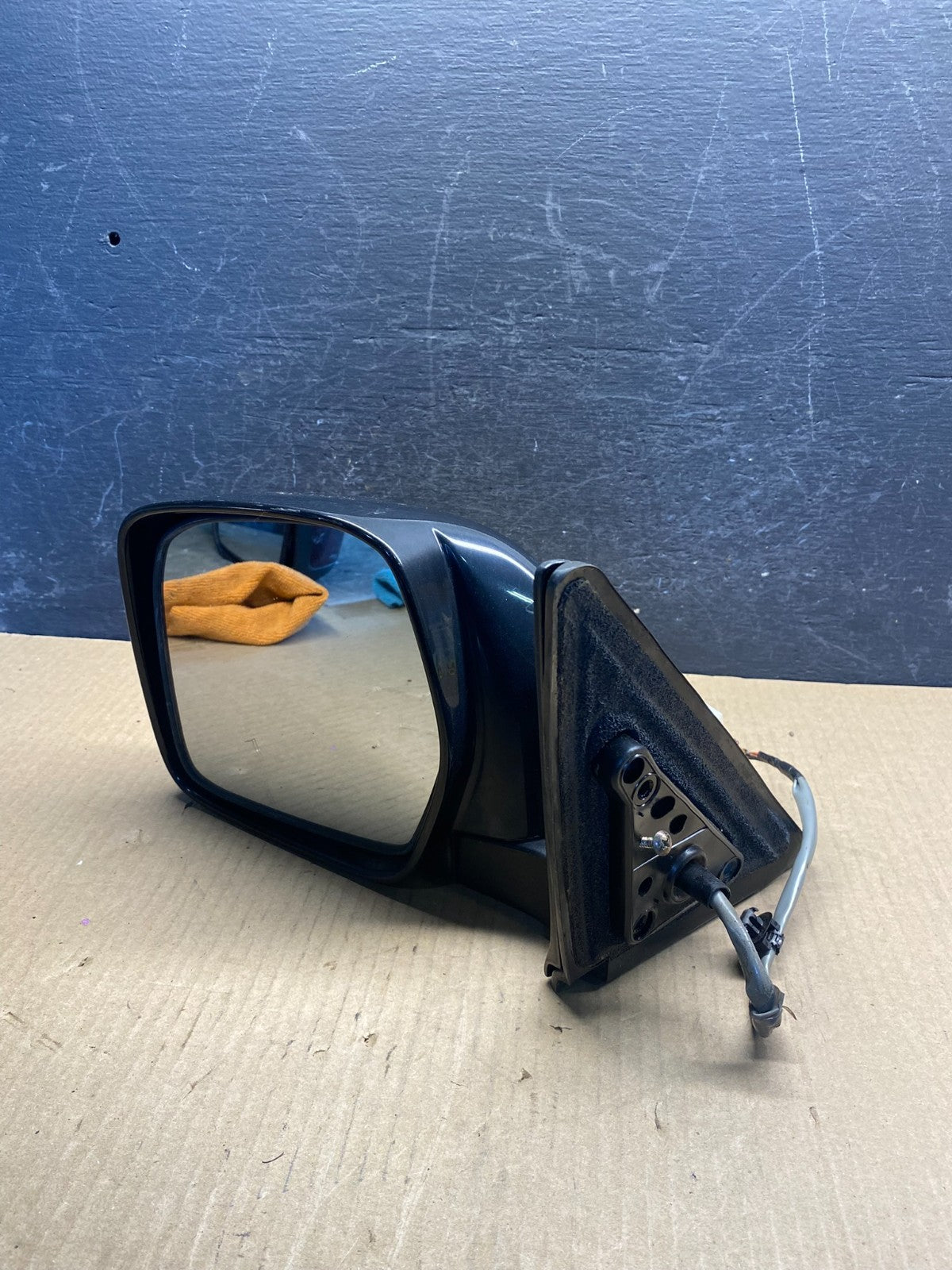 1998 to 2005 Toyota Land Cruiser Left Driver LH View Door Mirror AG3937 DG11
