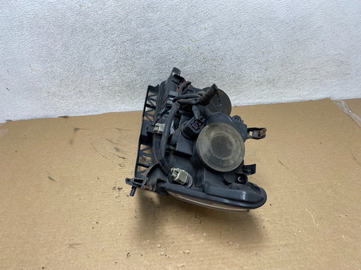 2006-2009 Lincoln MKZ Zephyr Right Passenger Headlight Halogen AH4210 DW9