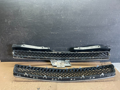 2007 to 2014 Chevrolet Avalanche Front Upper Lower Set Grill Grille N5625 PS9