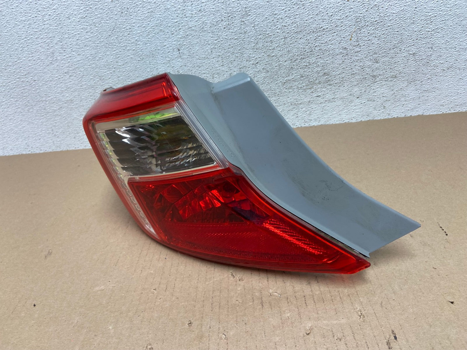 2012 2013 2014 Toyota Camry Left Driver LH Side Tail Light AE7199 LK1