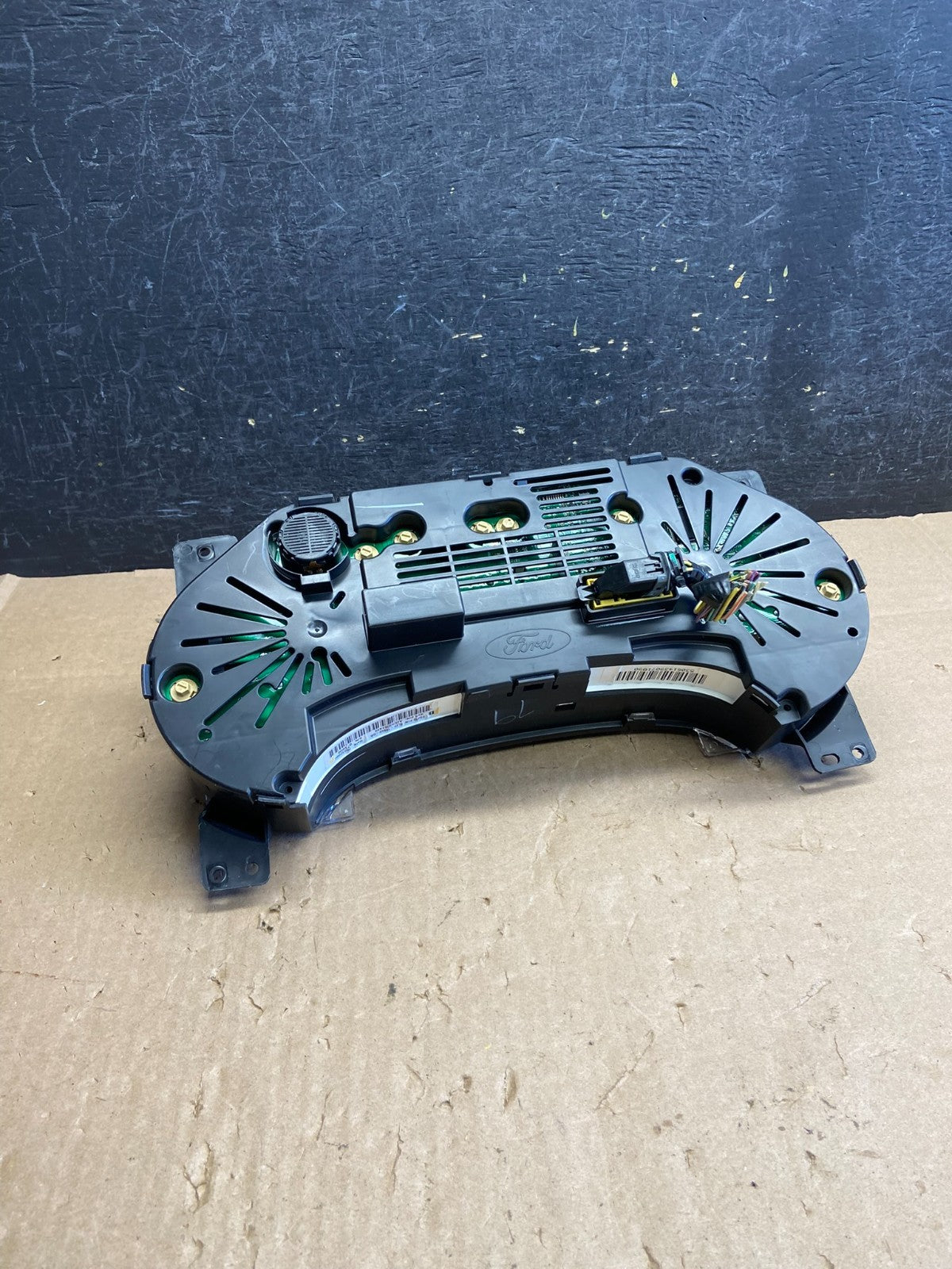 2006 Ford Explorer Speedometer Cluster Gauge AI6412 DW5