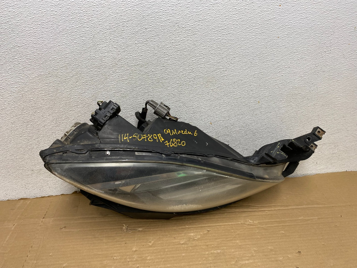 2009 - 2010 Mazda 6 Right Passenger Side Xenon Headlight AG8152 DW8