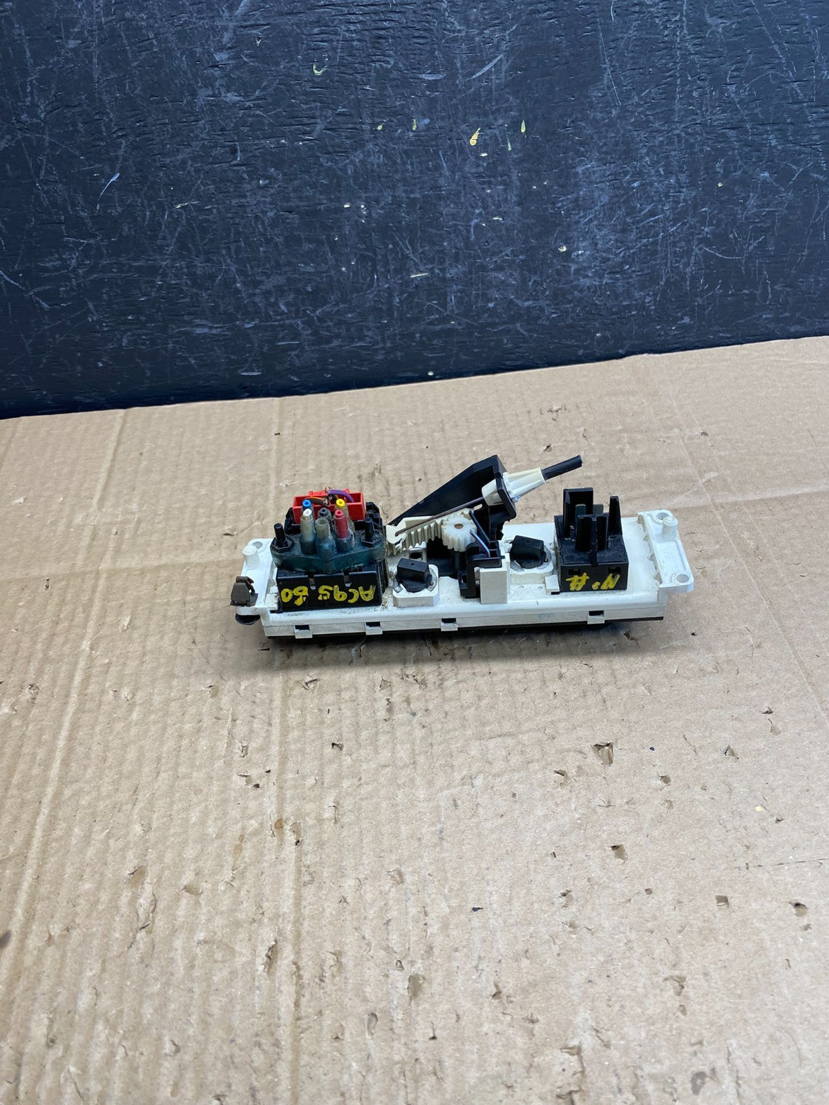 1995-1997 Ford Crown Victoria Marquis Climate Control Heater AC95703