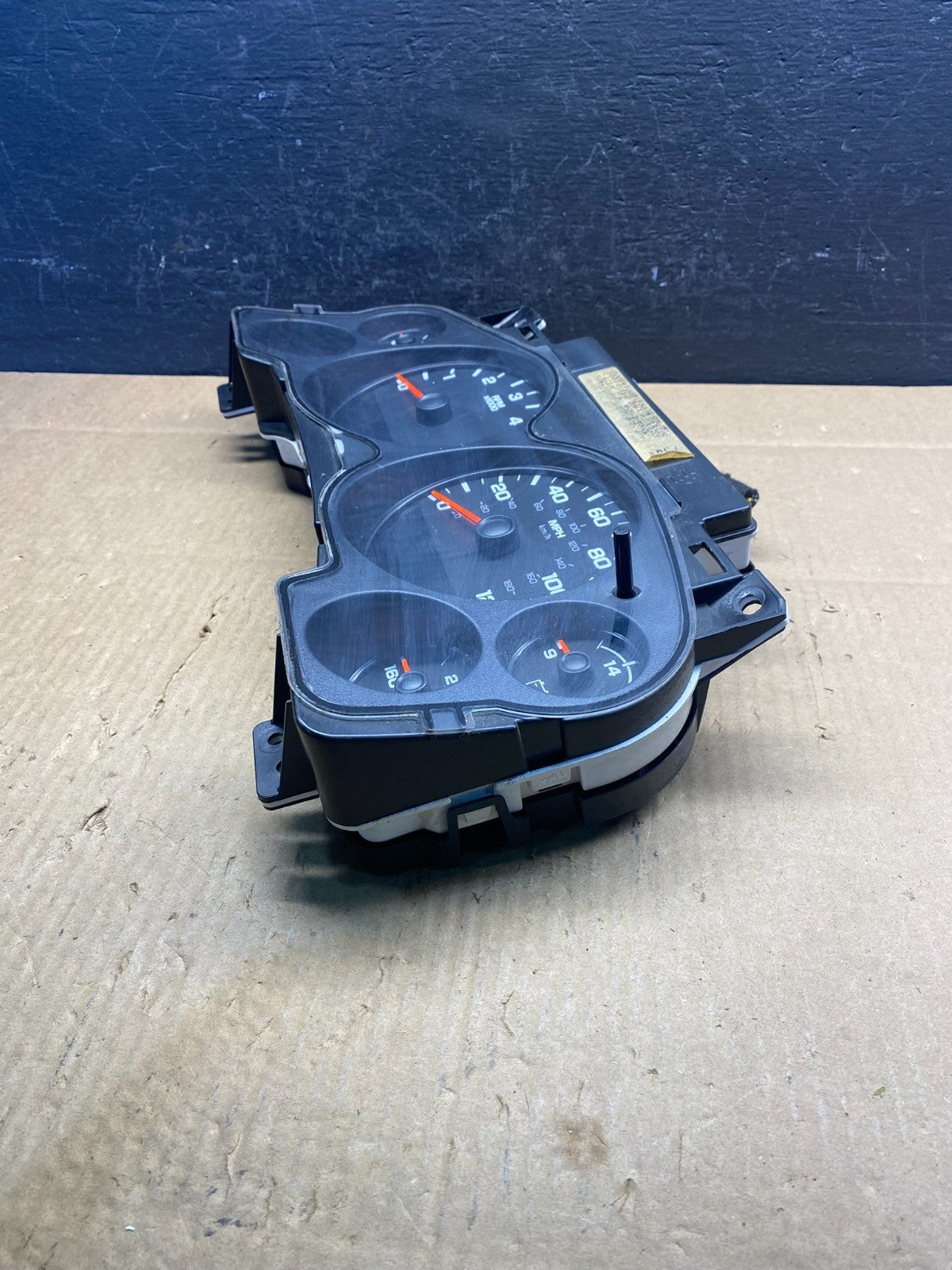 2007 2012 GMC Yukon Tahoe Sierra Speedometer Cluster Gauge AD1635 DG2