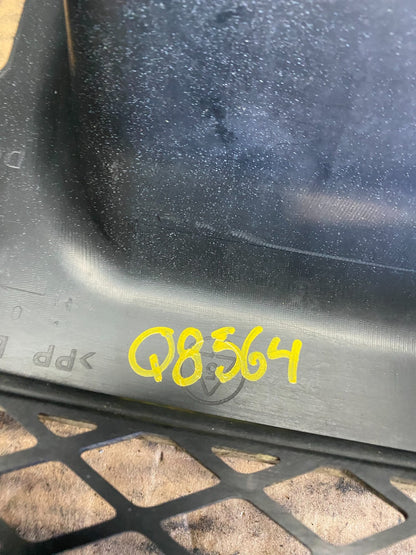 2004 2005 2006 Land Rover Freelander 1 Front Bumper Grille Grill  Q8564 DG18