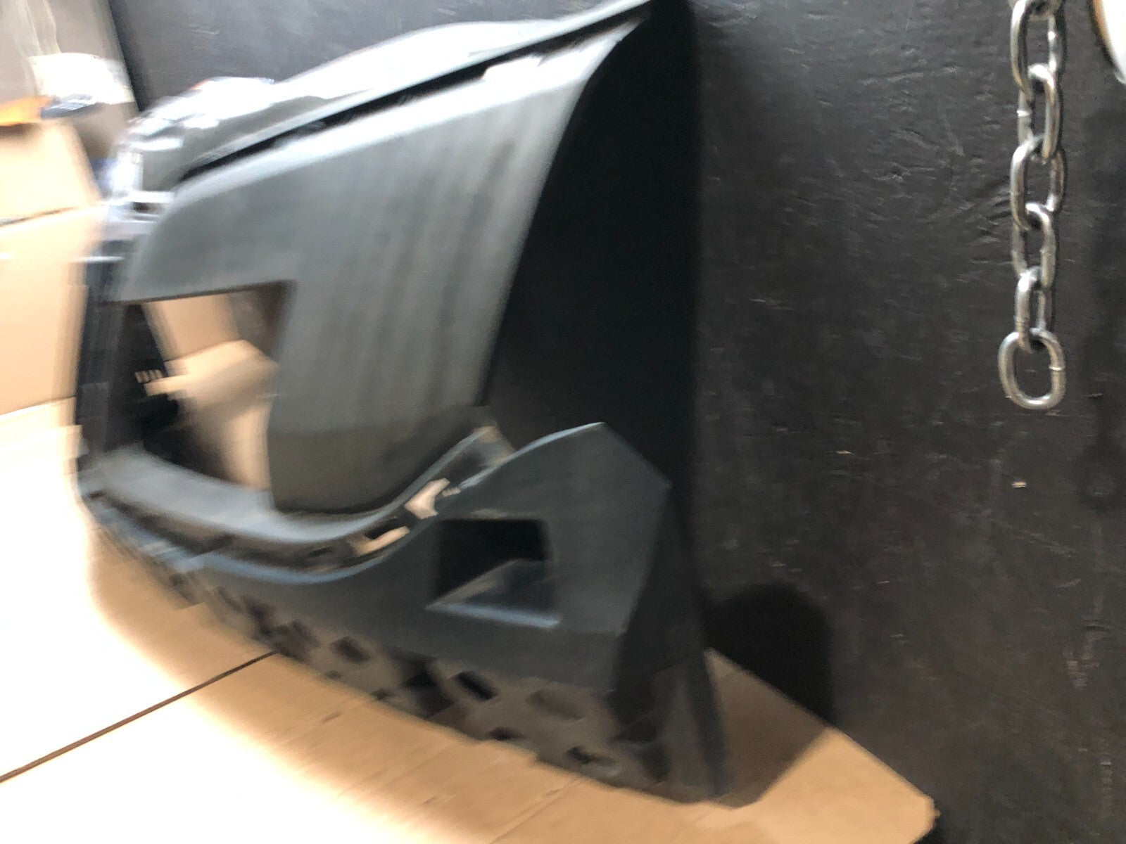 2013 to 2016 Lincoln MKT Grill Grille Support Panel G7828 DG11