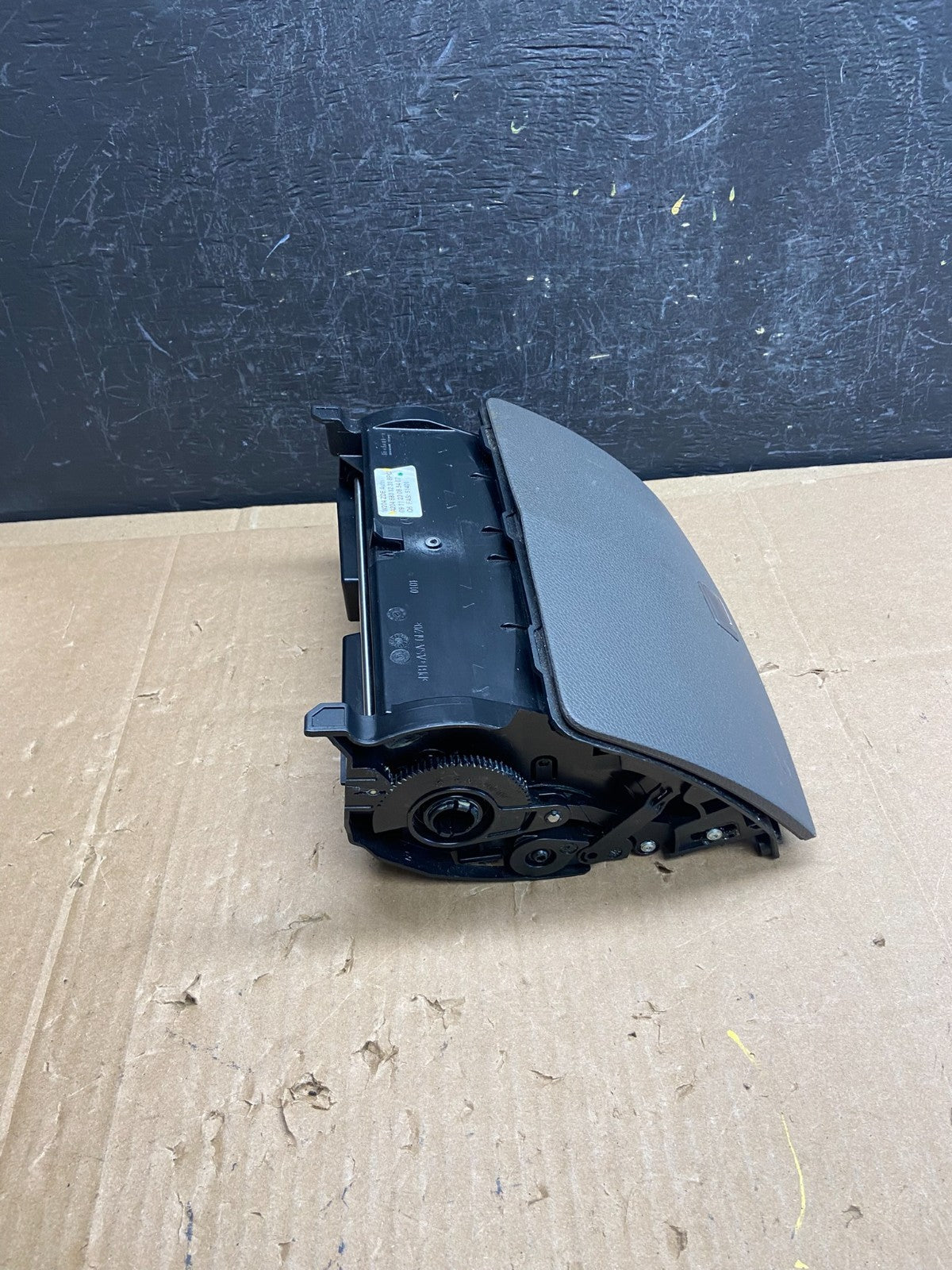 2008-2011 Mercedes W204 C300 Navigation Display Screen Monitor w/Cover AD2223 DG1