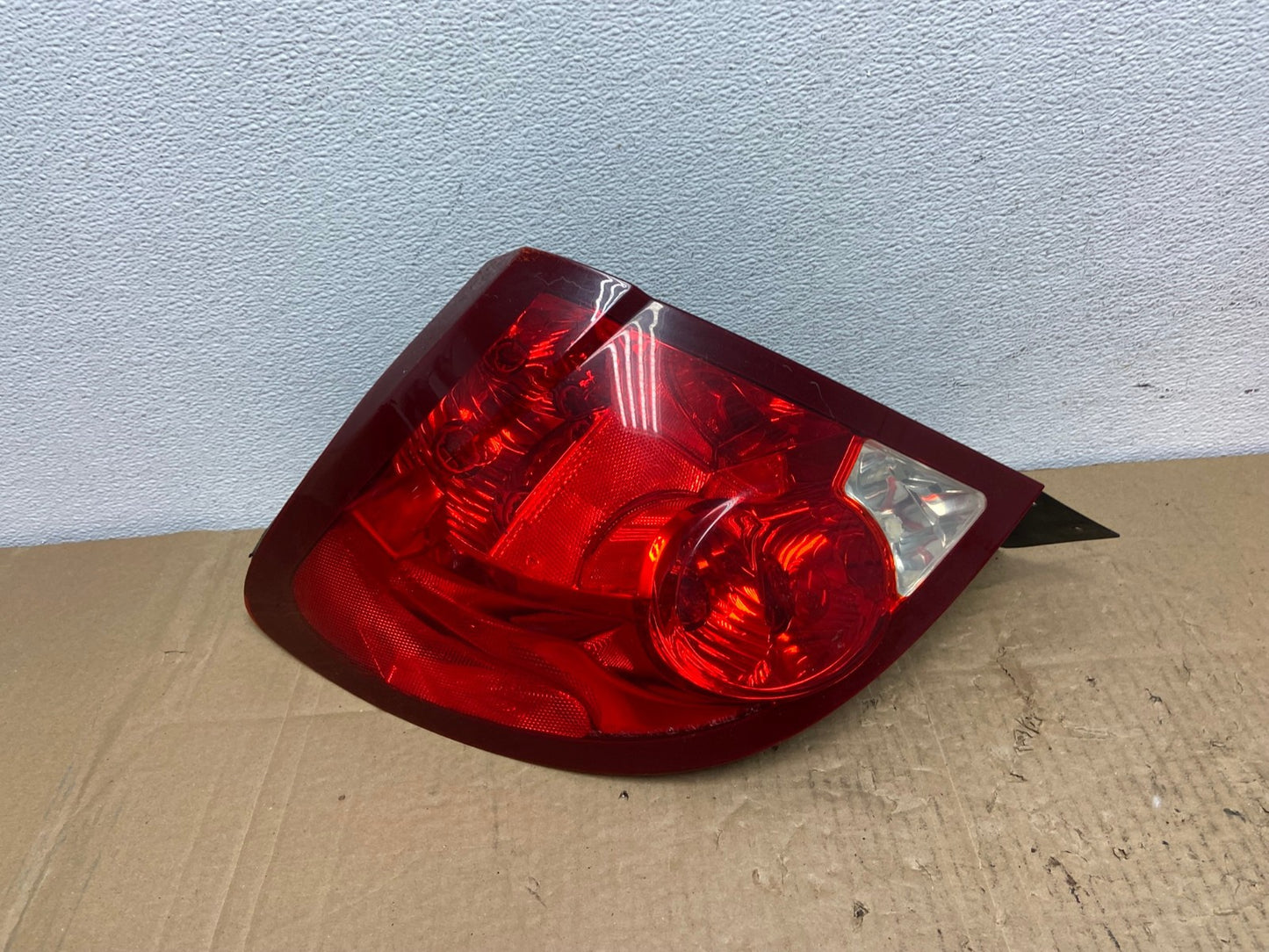 2003-2007 Saturn Ion Coupe Left Driver LH Side Tail Light Oem AC3898 LK0