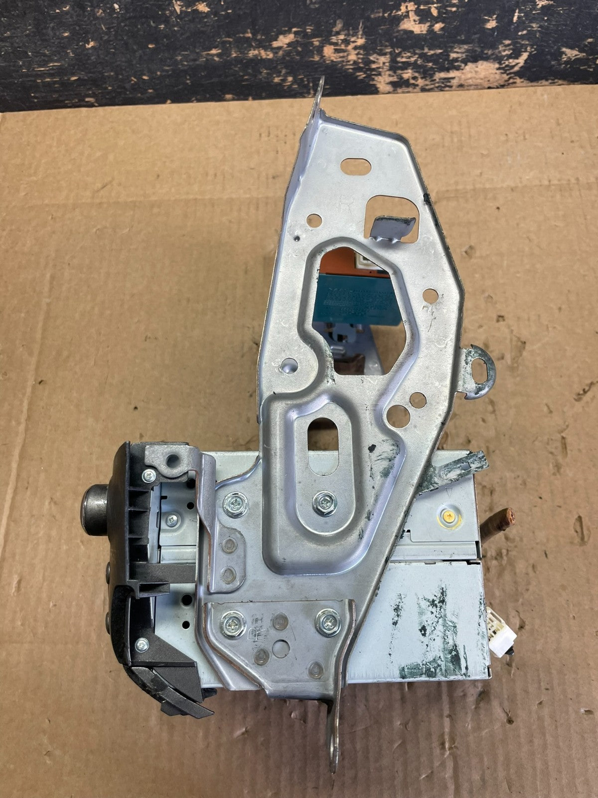 2010 - 2012 Lexus IS250 OEM AM FM Radio Stereo CD Player Receiver AB31111