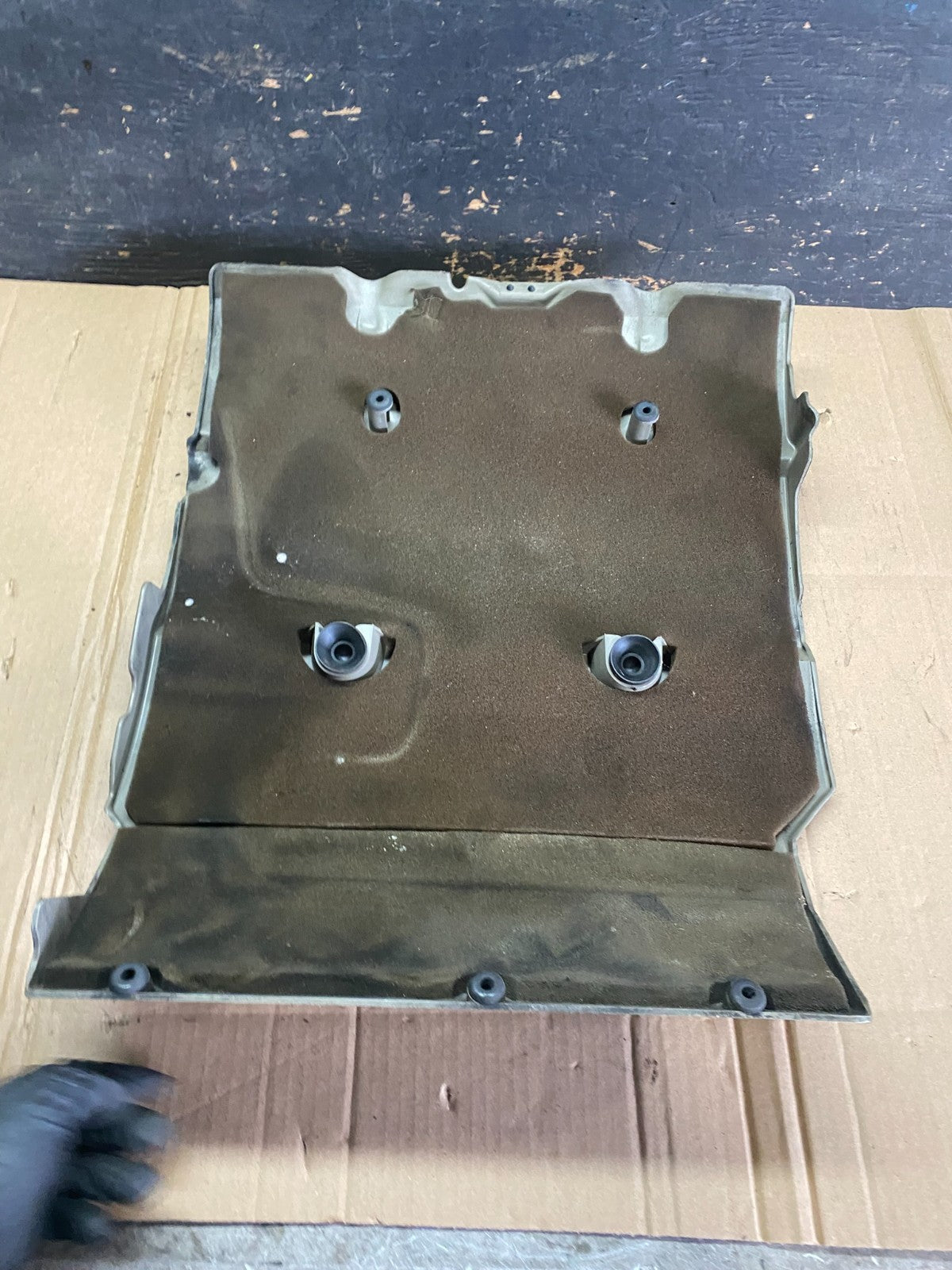 1997 to 2004 Cadillac Deville Seville Northstar Engine Motor Cover s5981 DG5