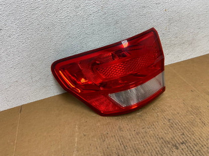 2011-2013 Jeep Grand Cherokee Left Driver Side Lh Tail Light AE0647 LK2