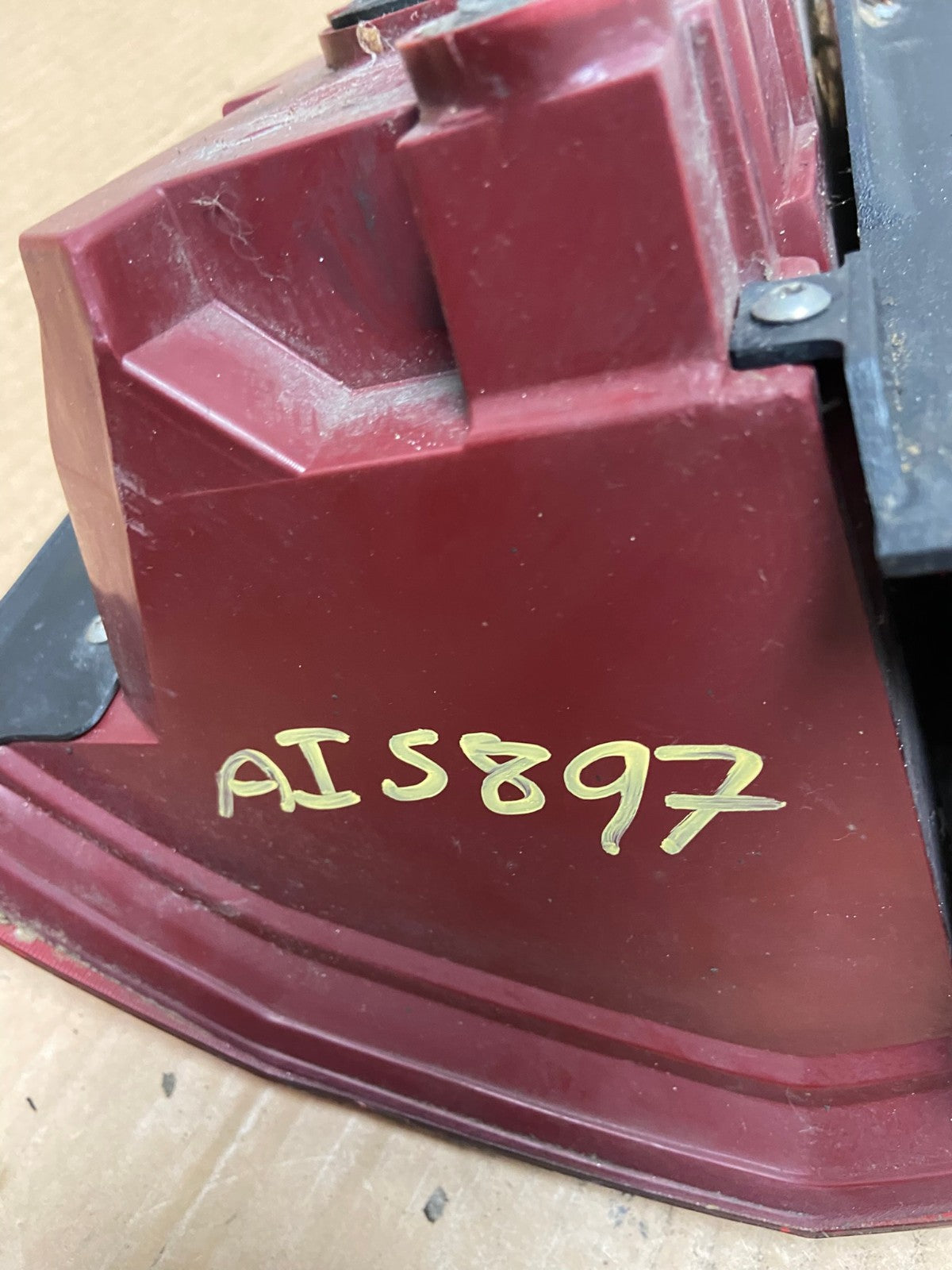2005 2006 2007 Cadillac STS Right Passenger RH Side Tail Light AI5897 LK8