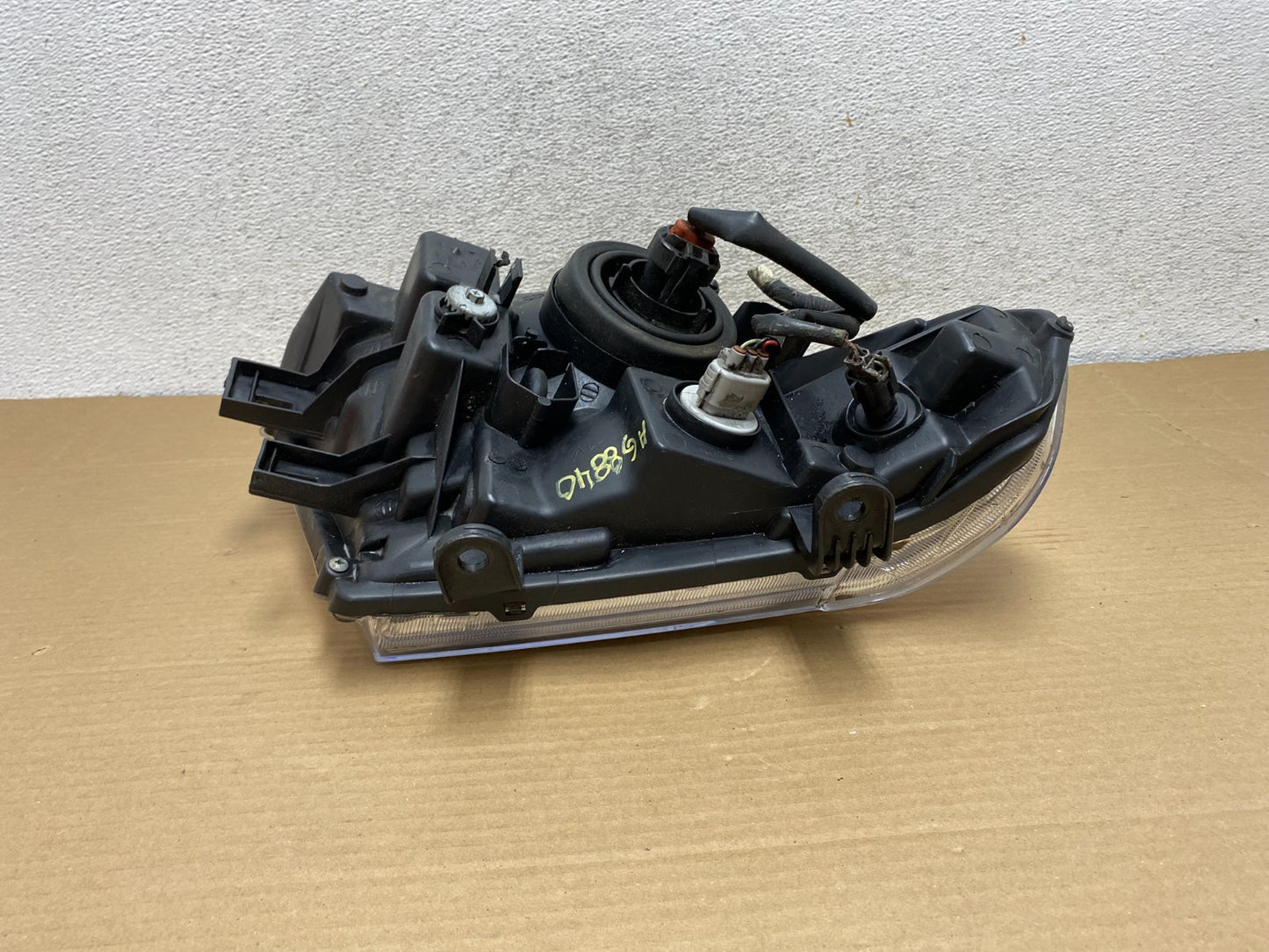 2005-2007 Nissan Pathfinder Halogen Headlight Left Driver LH AG8840 DW4