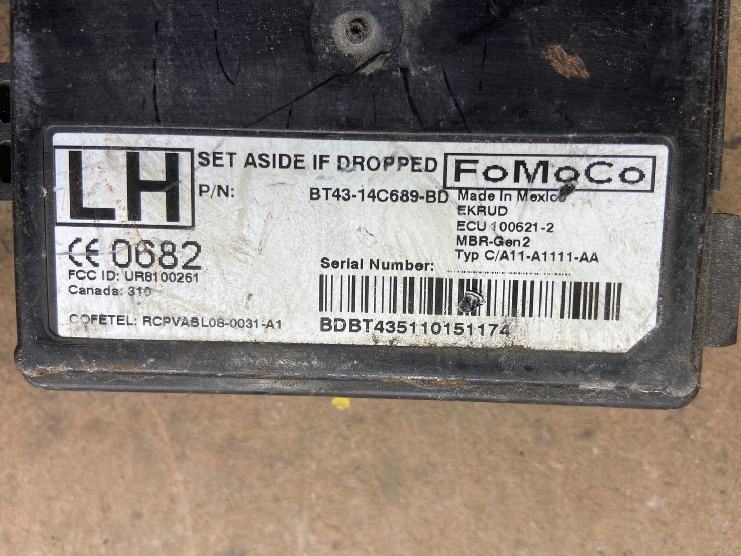 2011 to 2014 Ford Edge Left Driver LH Radar Blind Spot Module M3321 DG OEM2