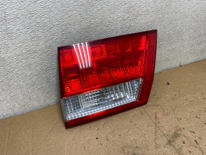 2005 2006 2007 Honda Odyssey Inner Right Passenger RH Tail Light V0309 DW2