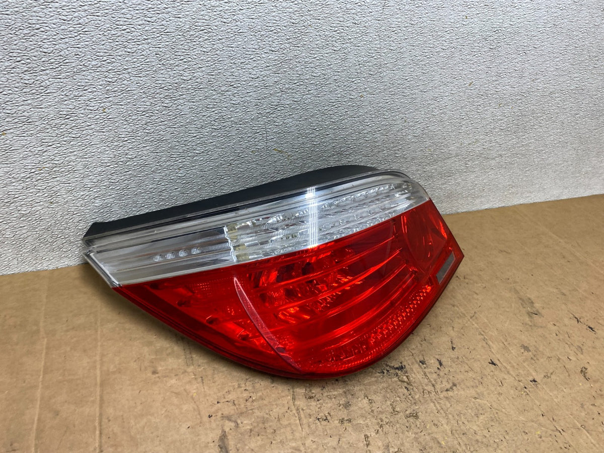 2008 2009 2010 BMW 5 525i 530i Left Driver Lh Tail Side Light T3658 DW2
