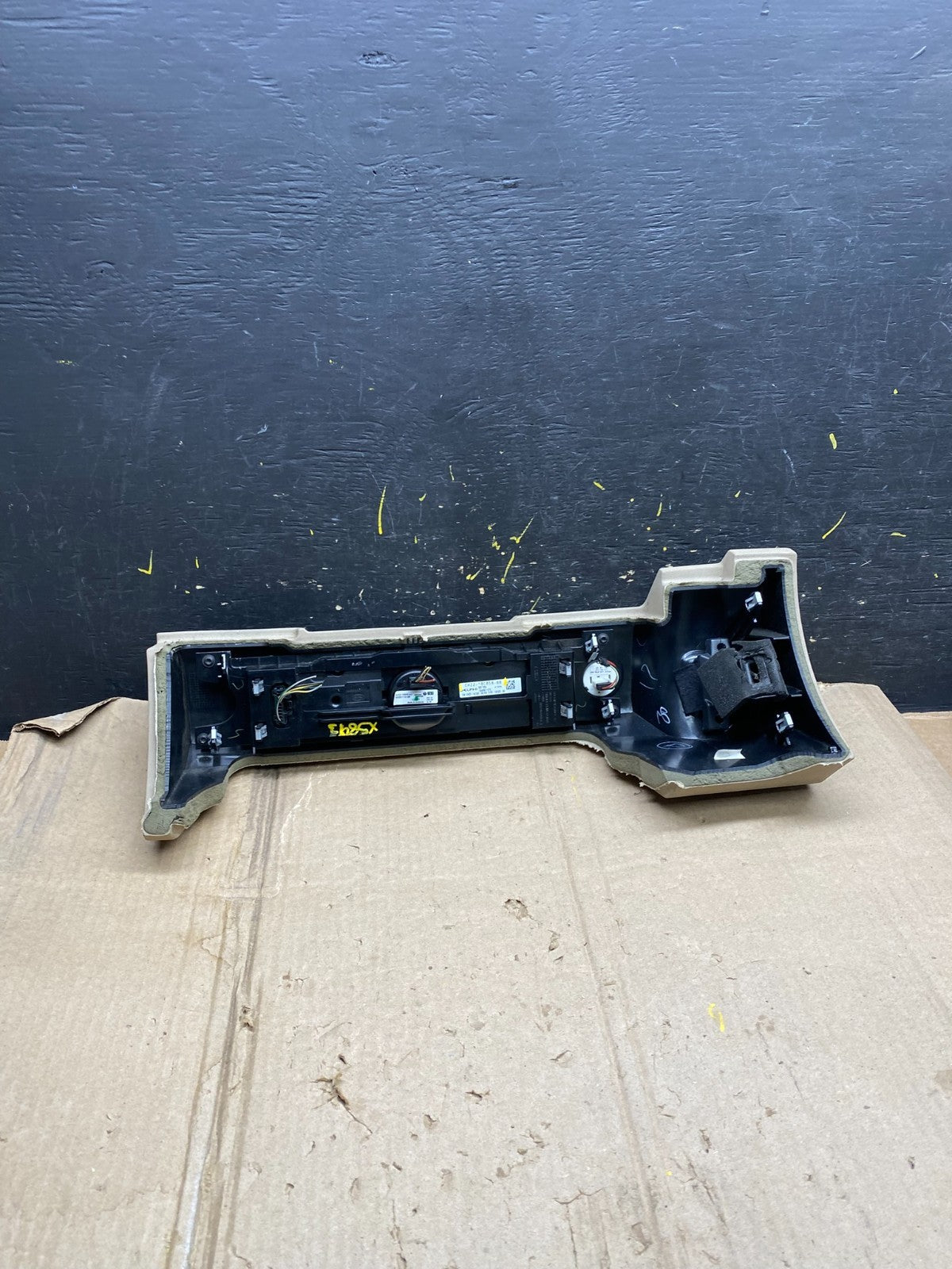 2010-2013 Land Rover Range Rover Radio Media Infotainment Controls x5893 DG4