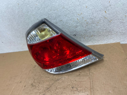 2005 to 2006 Toyota Camry Tail Light Left Driver Lh Side AI5593 LK1