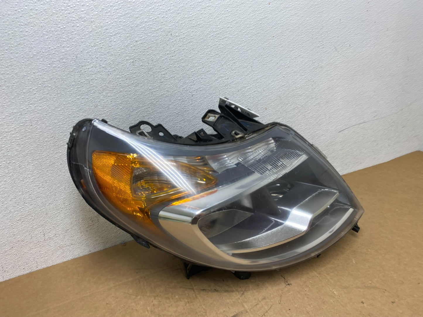 2014 - 2020 Dodge Ram Promaster Right Passenger RH Halogen Headlight AD6289 DW2