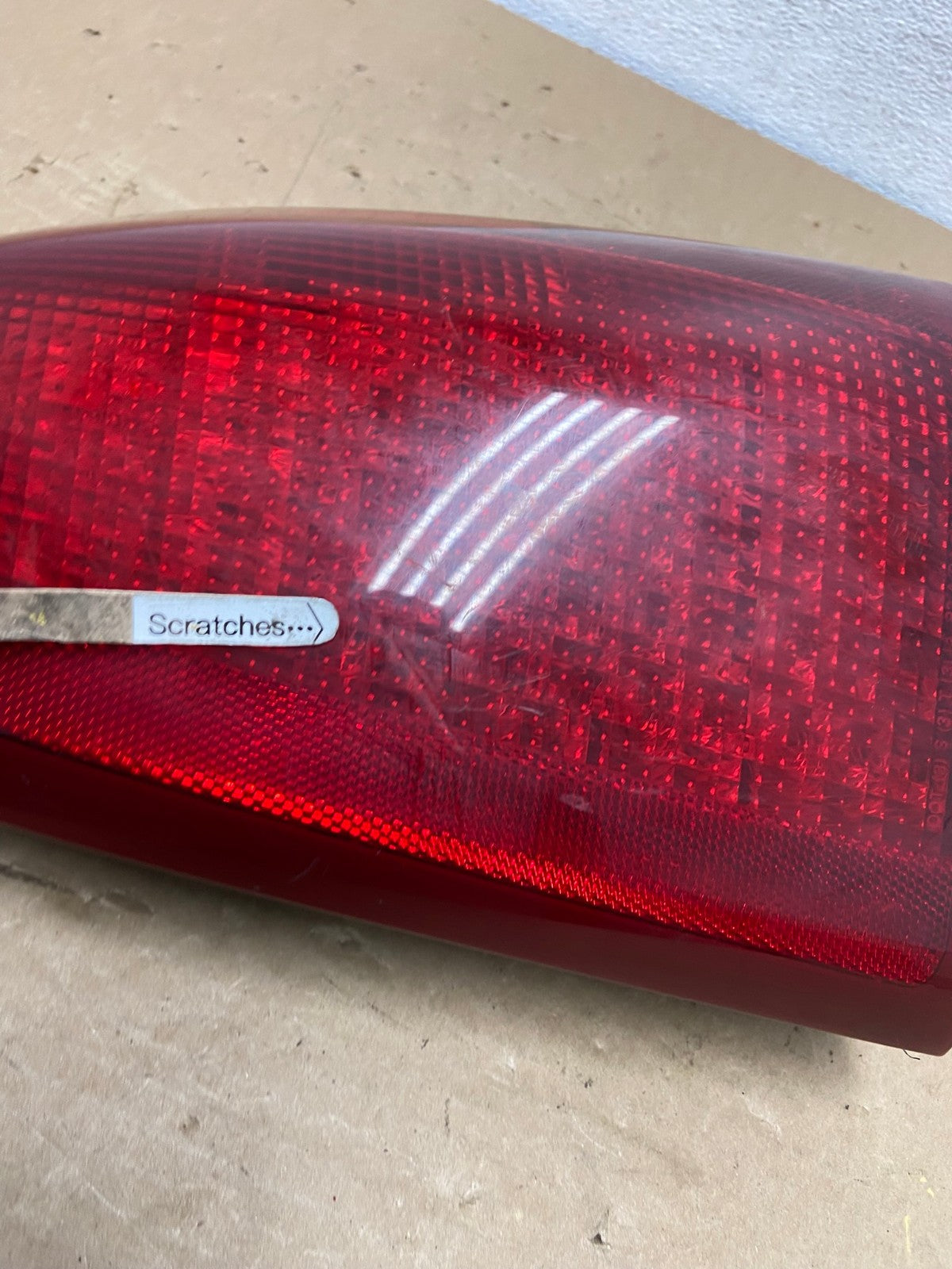 2000 to 2005 Cadillac Deville Right Passenger Rh Side Tail Light AD4121 LK3