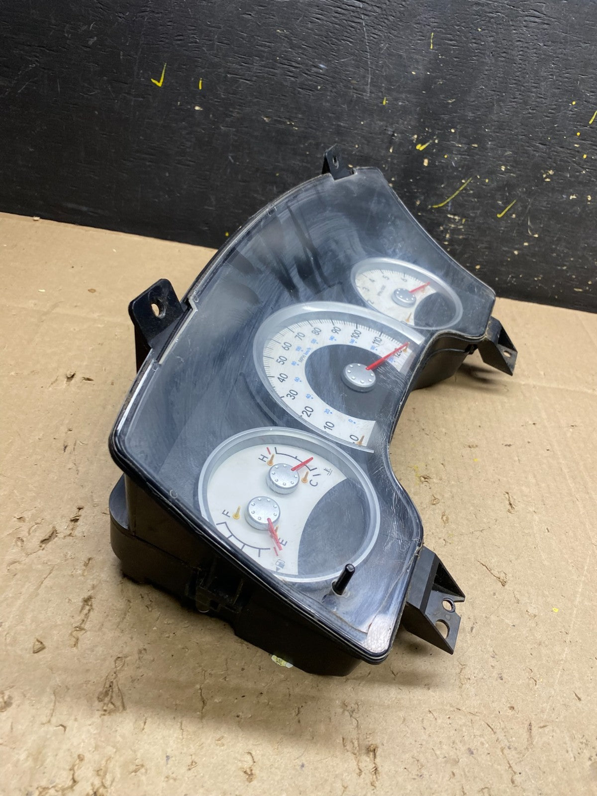 2007 2008 Dodge Dakota Speedometer Instrument Cluster Gauges U4858 DG1