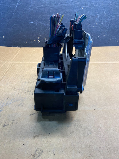 2007 Jeep Grand Cherokee Body Control Module BCM Power Fuse Box ab3614  DG3