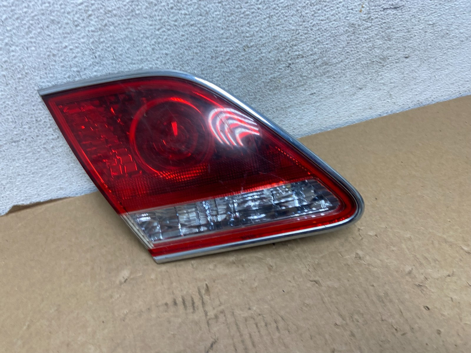2005 2006 Lexus ES330 Left Driver LH Side Tail Light Inner AF7414 DW0