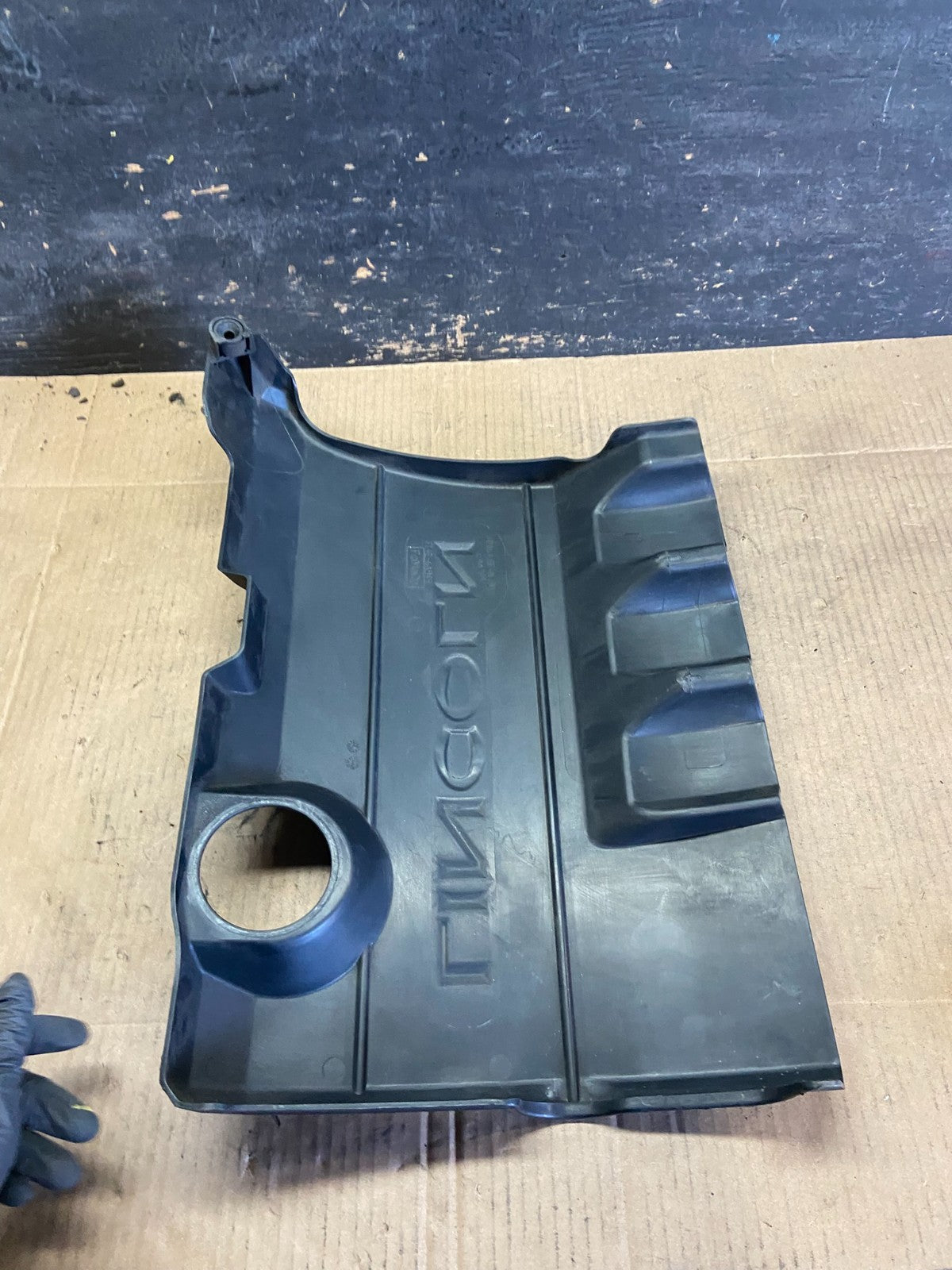2009 to 2012  Lincoln MKS 3.7L Engine Motor Cover r7371  DG6